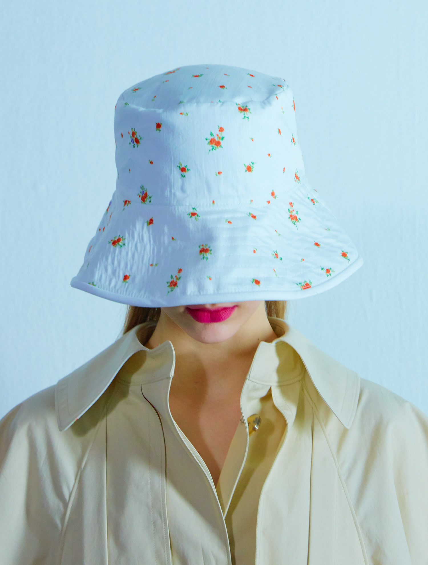 [윤아,공효진,비 착용] Reversible Flower bucket hat 004 White