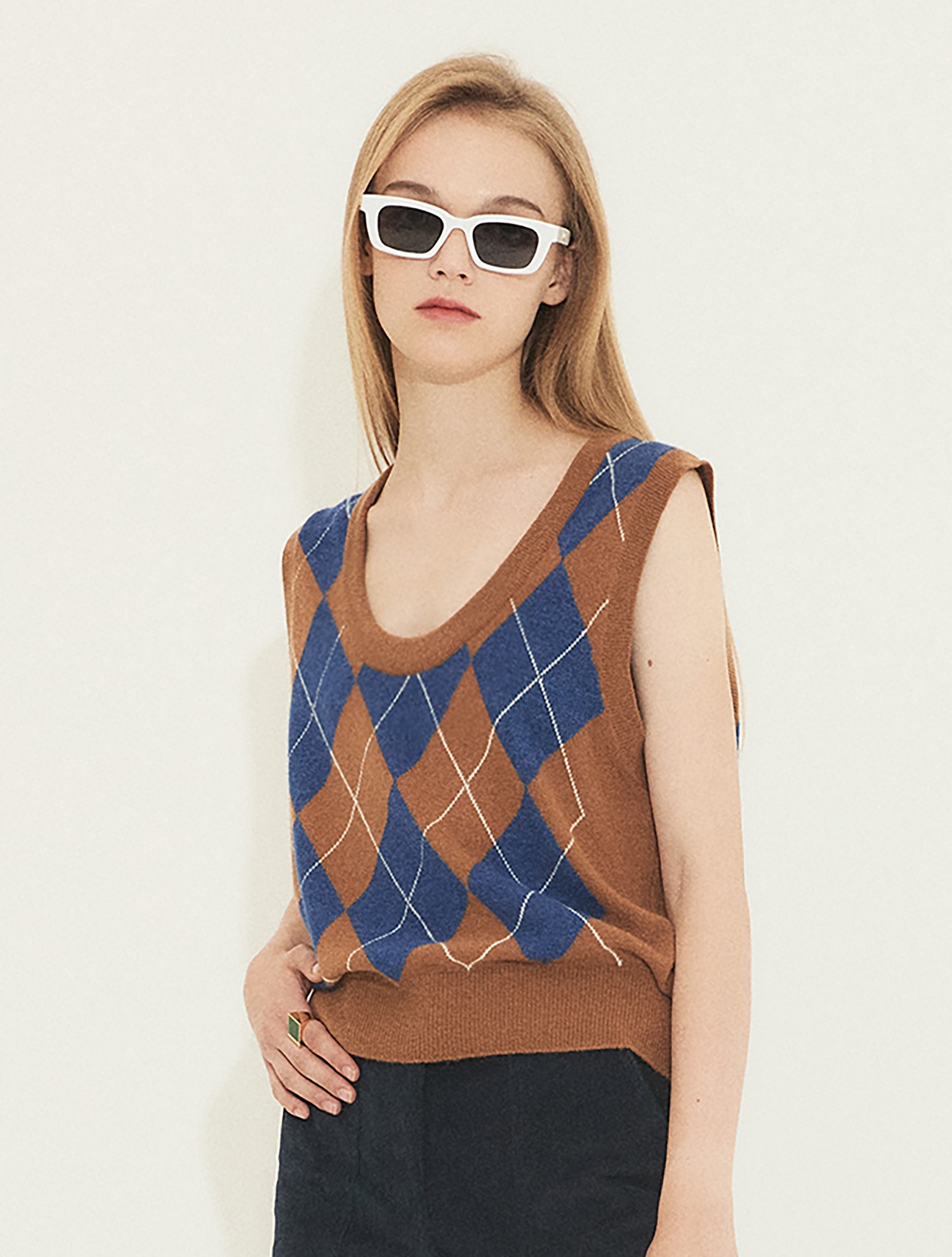 [레드벨벳 슬기,문가영,조윤희 착용]Argyle knit vest 002 Brown