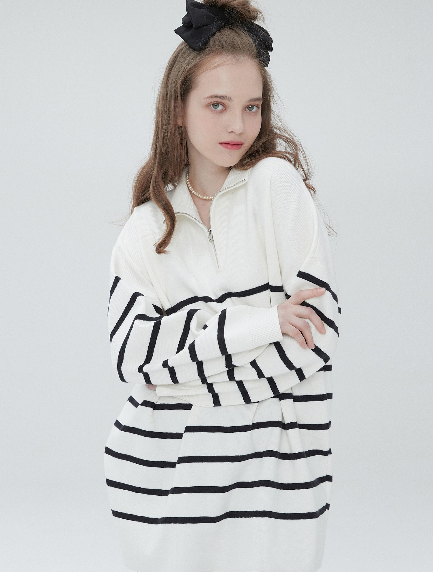 [윤아 착용] Stripe overfit zip up knit 004 Ivory